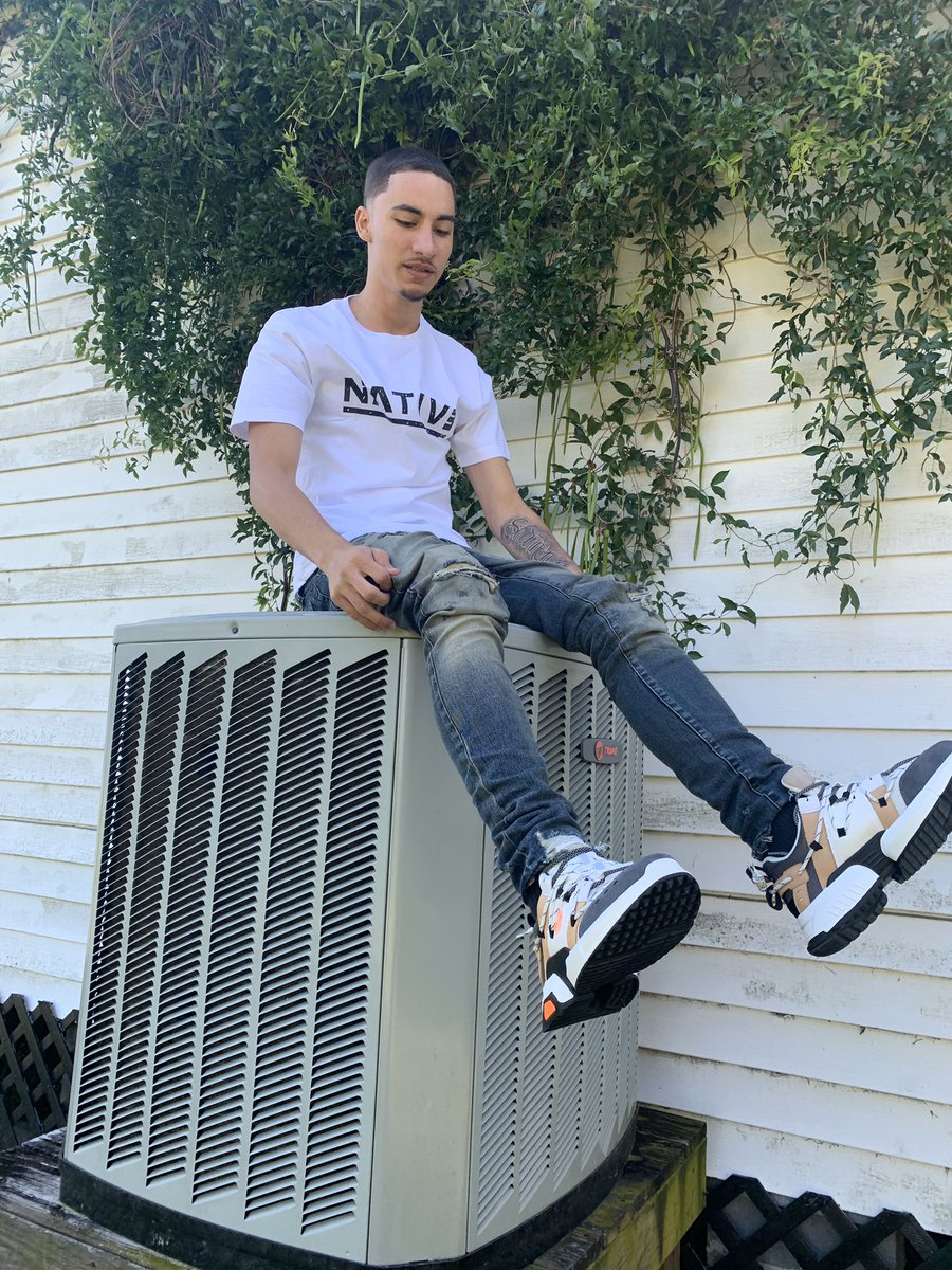 Gwhiiite's tweet photo. all them L’s that I took was just Lessons 🐍 #RR https://t.co/WaZG8ff0sb
