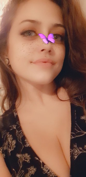 Look @ me ACTUALLY getting around to making content again. It's good to be back! 🥰 https://t.co/s05c<a href="/tag/manyvids"class="tags"><span>#manyvids</span></a><a href="/tag/mvsales"class="tags"><span>#mvsales</span></a>