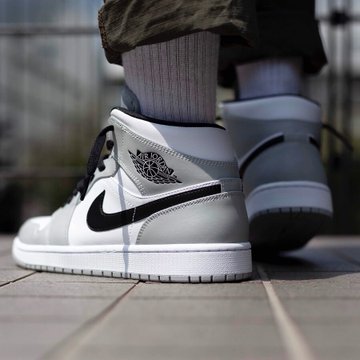 jordan 1 mid smoke grey on feet