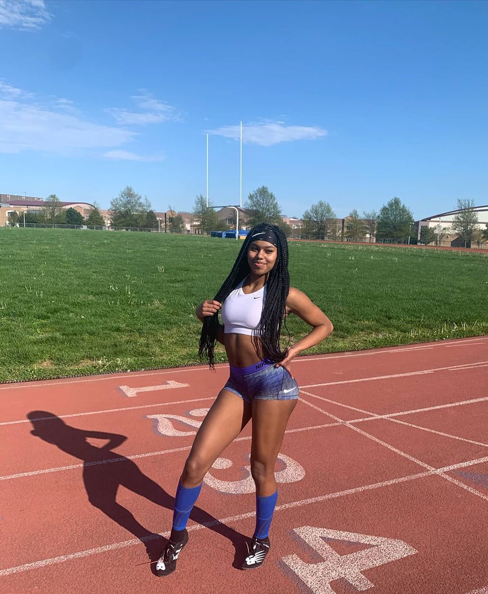 ChampionTalkMin's tweet photo. Track Magic Queen's do it best 🏃🏾♀️💪🏽✨ @sanaahebron 🤟🏾
#teamtrackmagic
#tracknation
#trackandfield
#trackmodel
#sprintmagic✨
#thetrackmagicmovement✨✊🏿 https://t.co/8MYFykaKS6