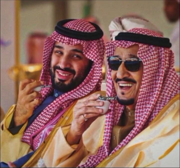 sobah_6's tweet photo. المملكه العربيه السعوديه هي الدوله الوحيده في العالم ، الذي ظهر معدنها الاصيل في كل الازمات والظروف الجبْاره ، كانت سباقه في فعل الخير لكل الدول ، وهي الدوله الوحيده اللي تعطي شعبها ومن يلتجي إليها بلا مقابل و #سمعا_وطاعه_ياحكومتنا ، وآل سعود مؤسسين وصناع التاريخ 💚🇸🇦 https://t.co/Y0XxM108y7