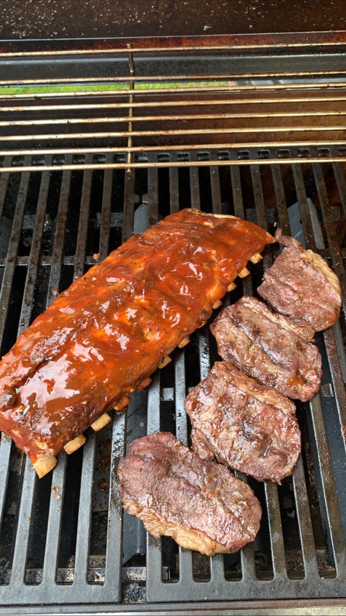 BShamow's tweet photo. @FeedingAmerica #FrontYardCookout , great cause!!🙏 https://t.co/etp5fEs3c6