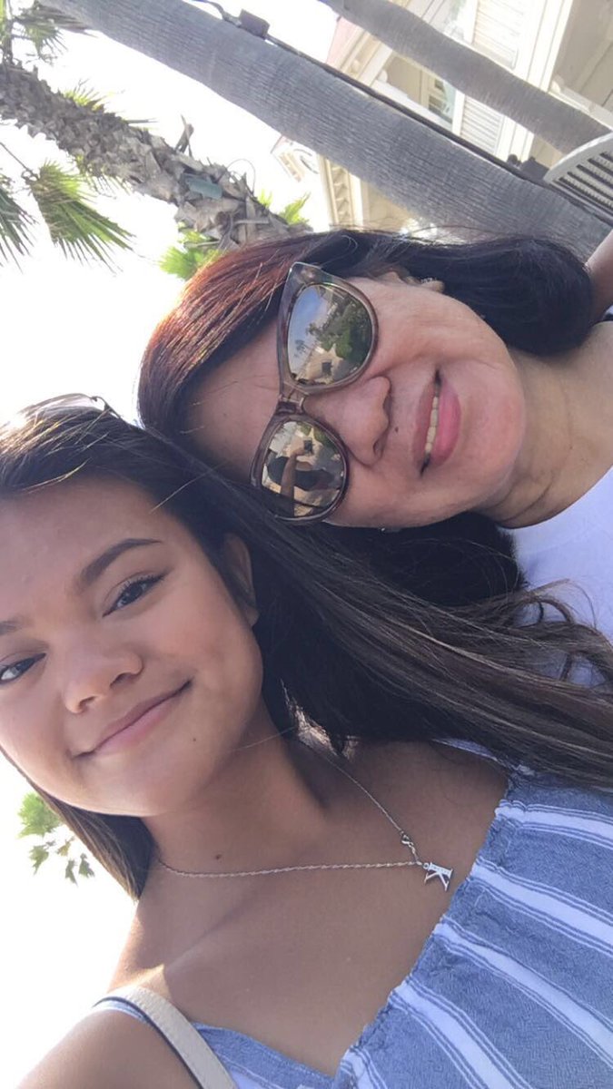 kellyflorench's tweet photo. pls have a moment to read. this disease is real &amp; closer to home than you think. ft &amp; connect to the people u love, bc in one moment everything can change &amp; ur world can seem upside down once again. tita nescy saved and changed many lives. she was taken too soon, but shes a hero. https://t.co/w9q8IoKzhN