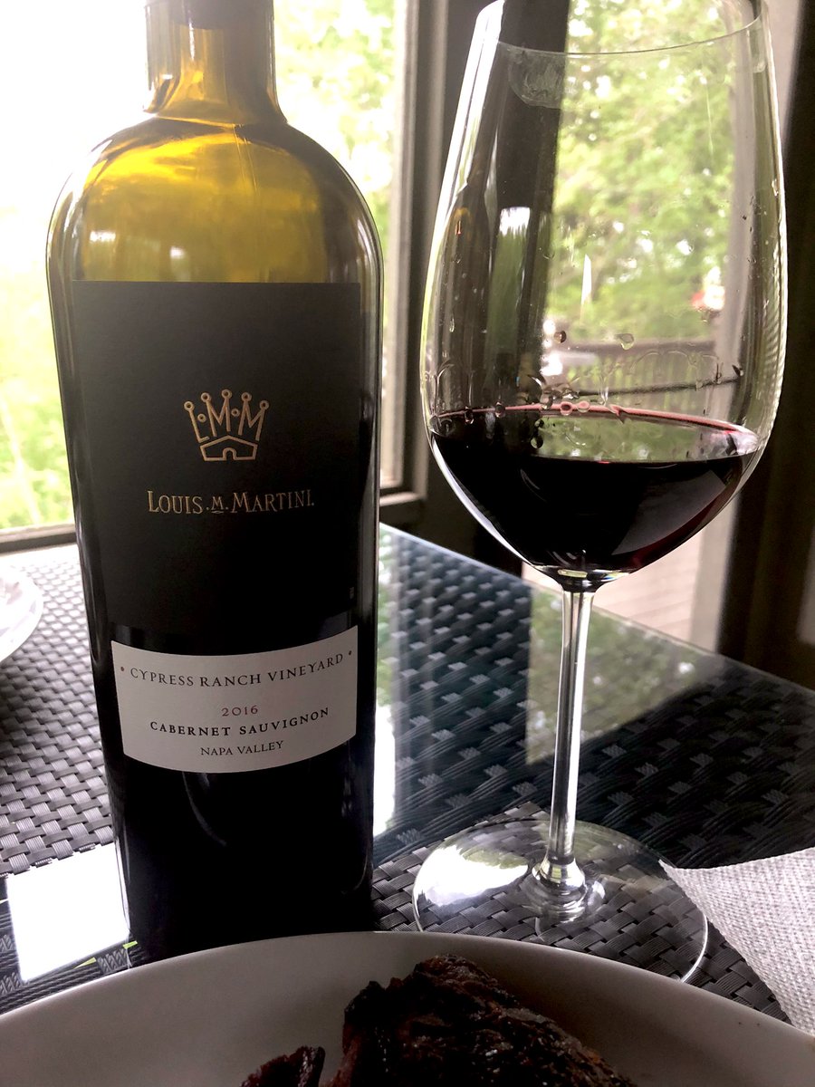 aboutdamnwine's tweet photo. This new #cabernet from Louis Martini is fantastic! Really excited about this moving forward. #CypressRanch #Napa #NapaValley https://t.co/C67ez7SNNd