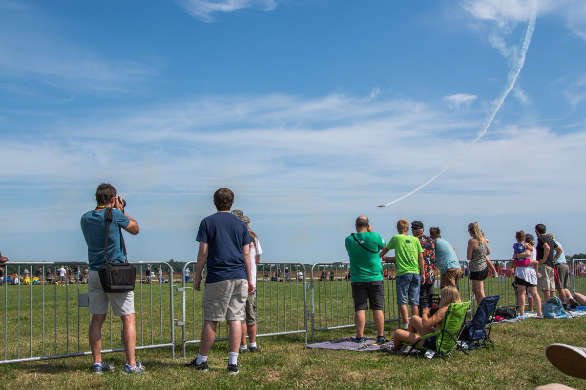 threshoIdmedia's tweet photo. Are you stuck at home during quarantine? Take a look back over the years at Thunder Over Michigan! As we face a new reality, we want to reflect on better times in the past!
https://t.co/jyTig55aZ6
#ThresholdImages #ThunderoverMichigan https://t.co/70gBc4lNiC