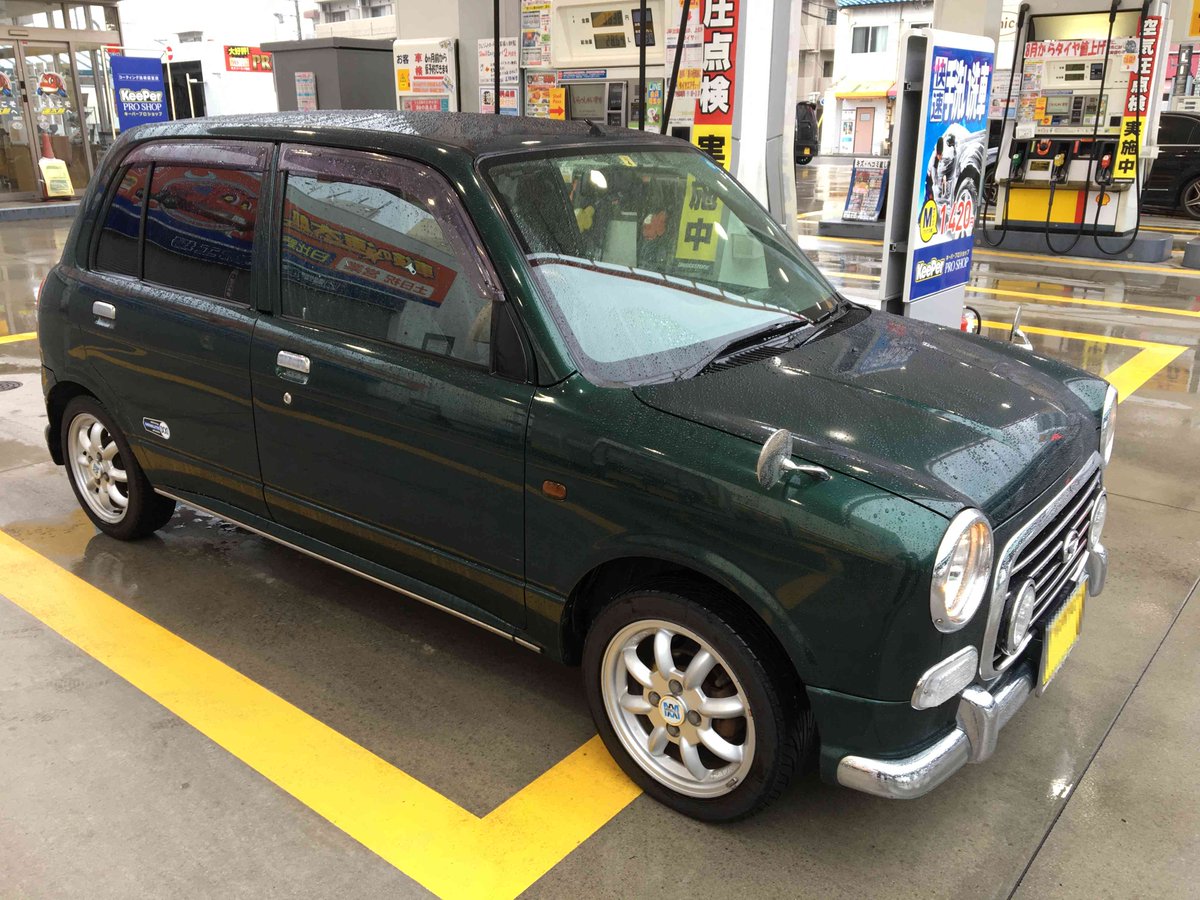 ট ইট র もぐりん 女子ウケしない車を晒せ 緑色の軽自動車には乗りたくないって言う 統計があるらしいので W ﾌﾞﾜｯ