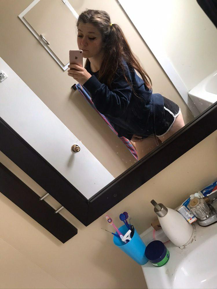 ModelsFuture's tweet image. Be sure to go and subscribe to @canadian_xxx onlyfans