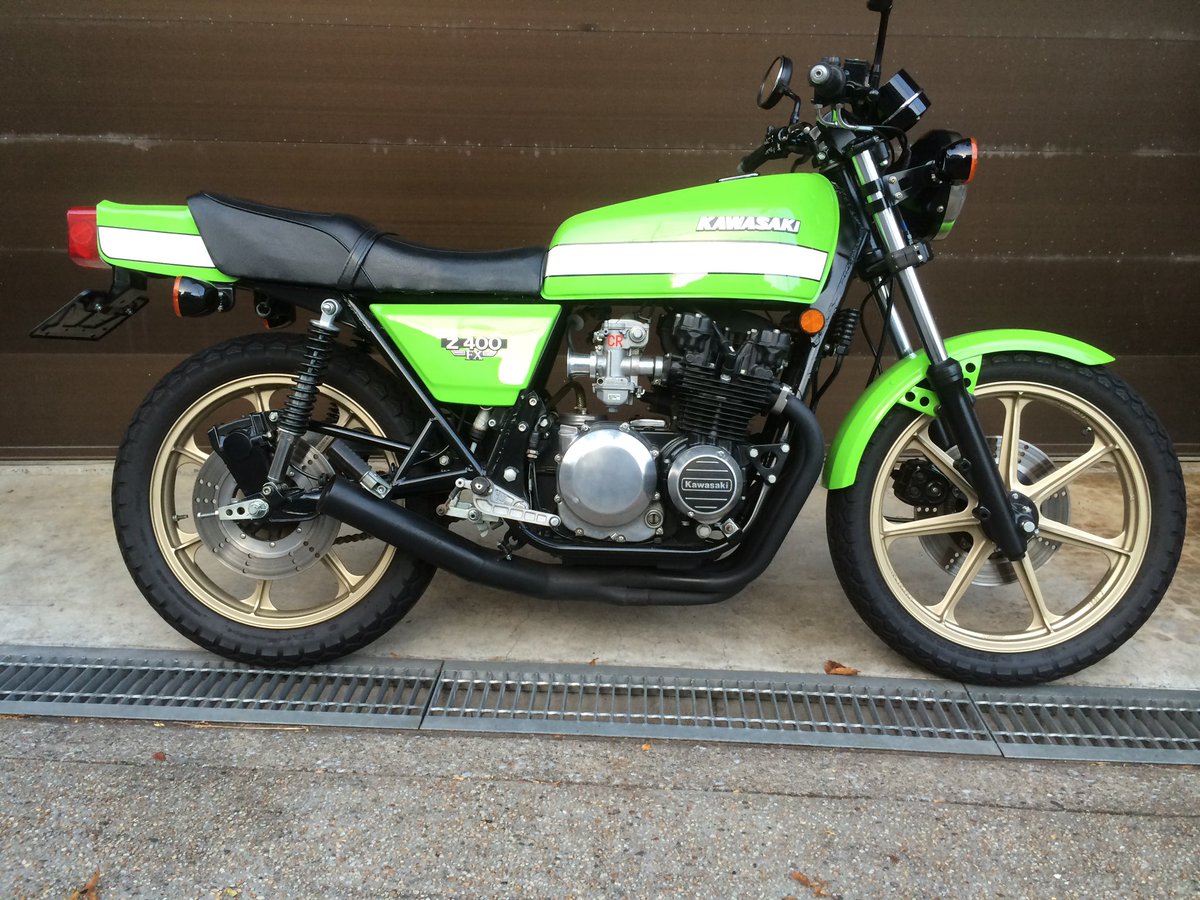 ライム K-144.Z400GP Z2テール ライムグリーン ローソン（エディー on X