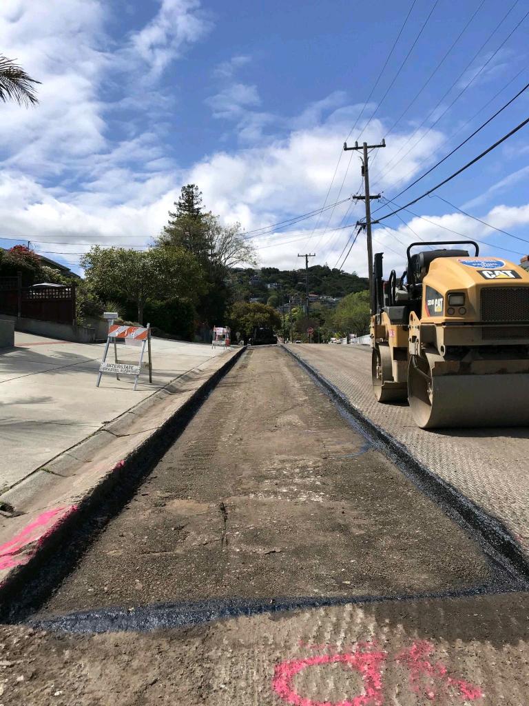 CityBelmont's tweet photo. The 2020 Pavement Project - Ph 2 is near completion! Over the past two months, work to rehabilitate roadways id'ed by the #MeasureI paving program included pavement grinding and overlay, PCC curb, gutter and swale replacement, spot repairs, and striping.
#SB1 #infrastructure https://t.co/Wym3VOahnS