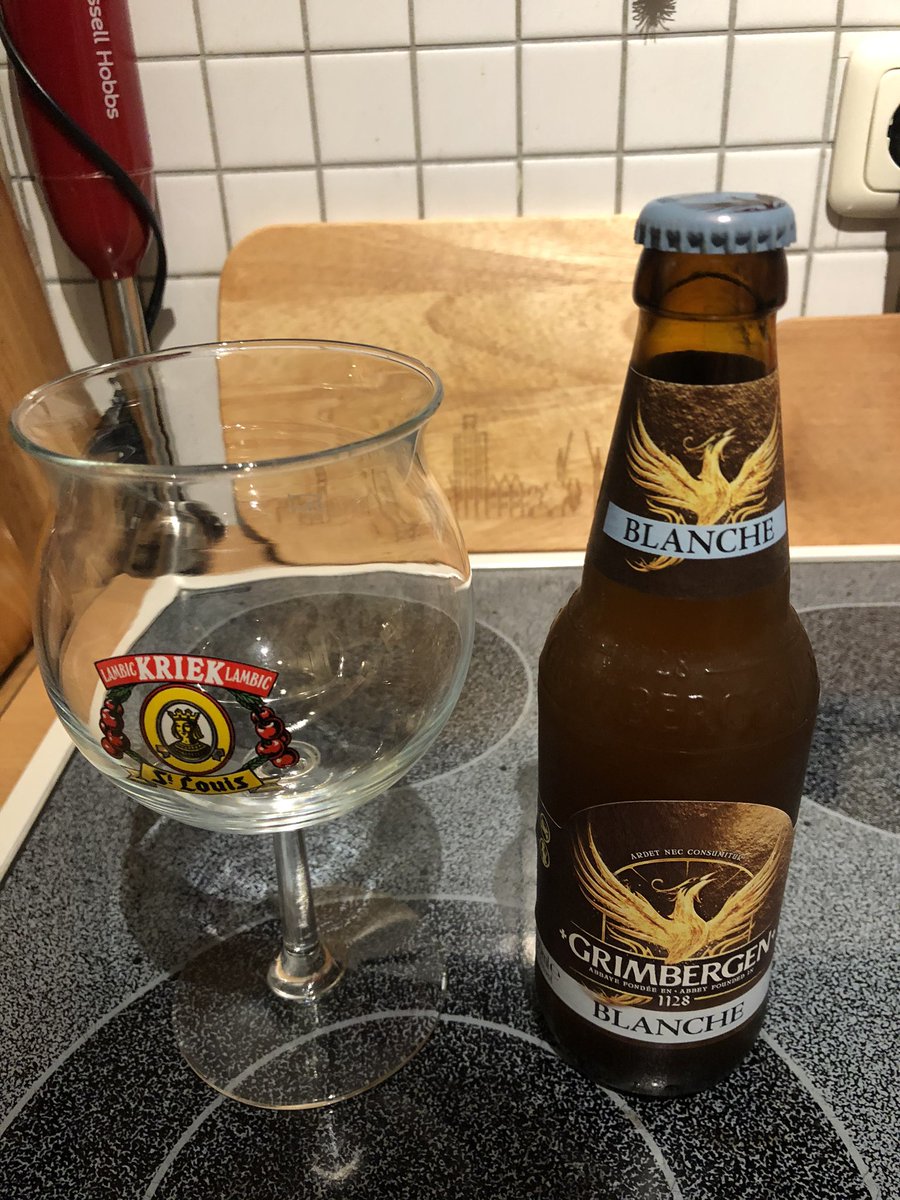 alex_nman's tweet photo. @flashTan Hehe du #Bierfee 🧚🏽‍♀️ 😅 ... 
die #TrapistFee 🧚🏽‍♀️ is in the House 👋🏻
(Es ist und völlig anderes Lebensmittel /Genussmittel … 
Als Industrie Bier!)

Bier als kulinarischer Hochgenuss 😁

(Habe dort das gleiche hochwertige Beuteschema wieder Kaffee!) https://t.co/J1m4M1QoPp