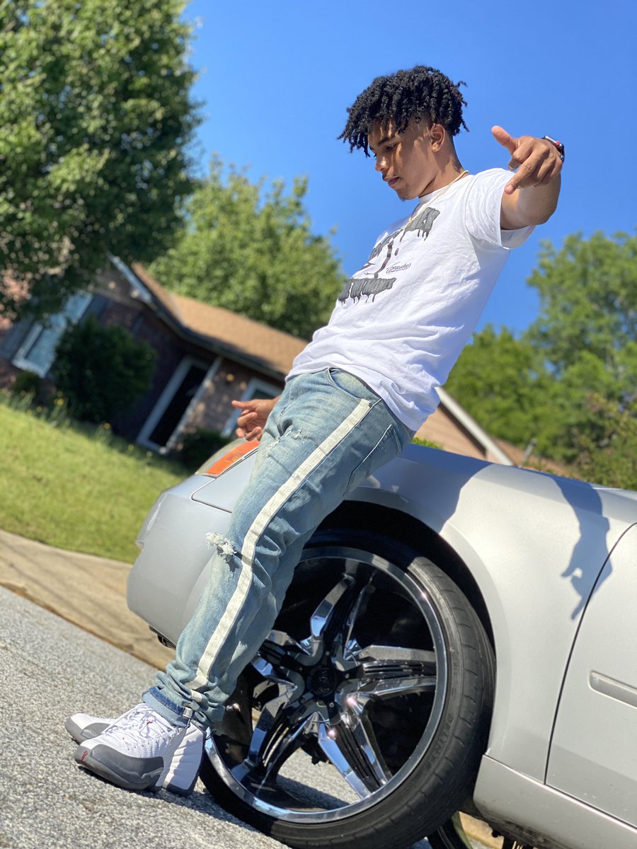 MostHated1K's tweet photo. 💧🤟🏽 https://t.co/JnfQXX3dsr
