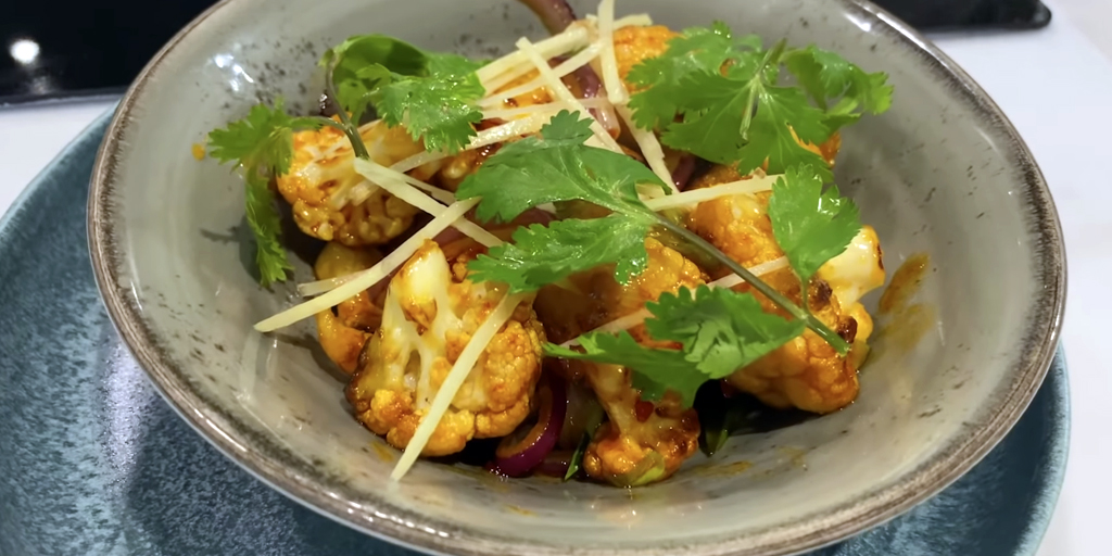 Wagamama Uk A Twitter Wok From Home Episode 7 Bang Bang Cauliflower It S The Episode You Ve Been Waiting For Steve Is Dishing Up Your Favourite Fiery Side After Hundreds Of