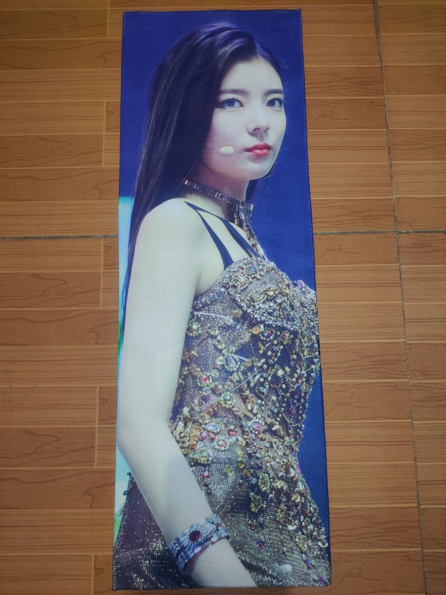 echo_lia's tweet photo. slgon*2
#리아 #LIA #ITZY #있지 #최지수 https://t.co/PhtsehSgRS