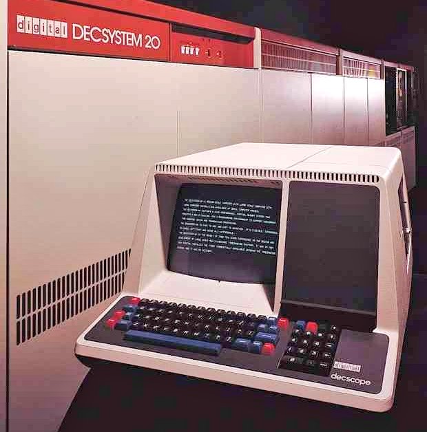 Tal día como hoy, un 3 de mayo de 1978 se envió el primer correo electrónico ✉️ de spam de la historia. Fue Gary Thuerk, trabajador de la marca de ordenadores DEC 💻, quien mandó un email a los 393 empleados de ARPANET promocionando el modelo DEC System 20.
#efemeridesmolonas