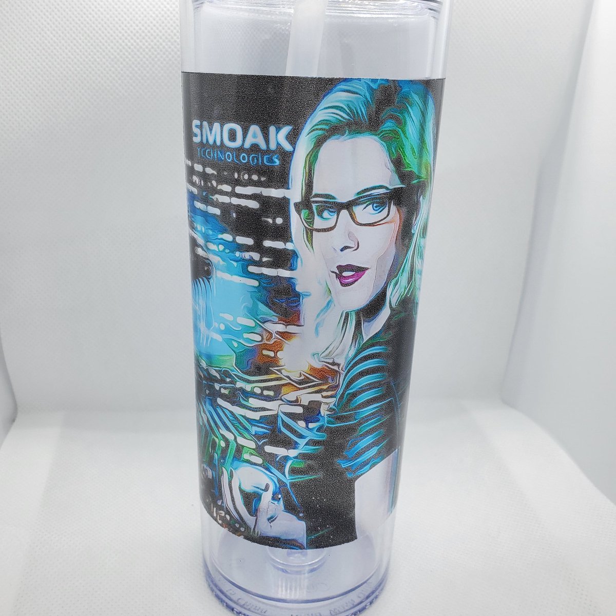 Bindy_417's tweet photo. NEW ARRIVAL! Felicity Smoak Tech Inspired BPA-Free Plastic Tumbler #etsy #felicitysmoak #smoaktech #olicity https://t.co/wN9M86GLXe https://t.co/jYA2J7Wdhx