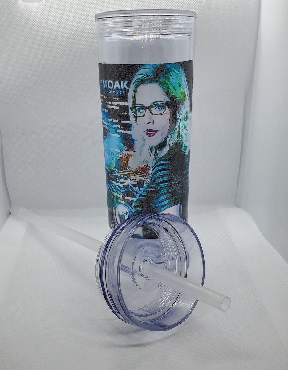 Bindy_417's tweet photo. NEW ARRIVAL! Felicity Smoak Tech Inspired BPA-Free Plastic Tumbler #etsy #felicitysmoak #smoaktech #olicity https://t.co/wN9M86GLXe https://t.co/jYA2J7Wdhx
