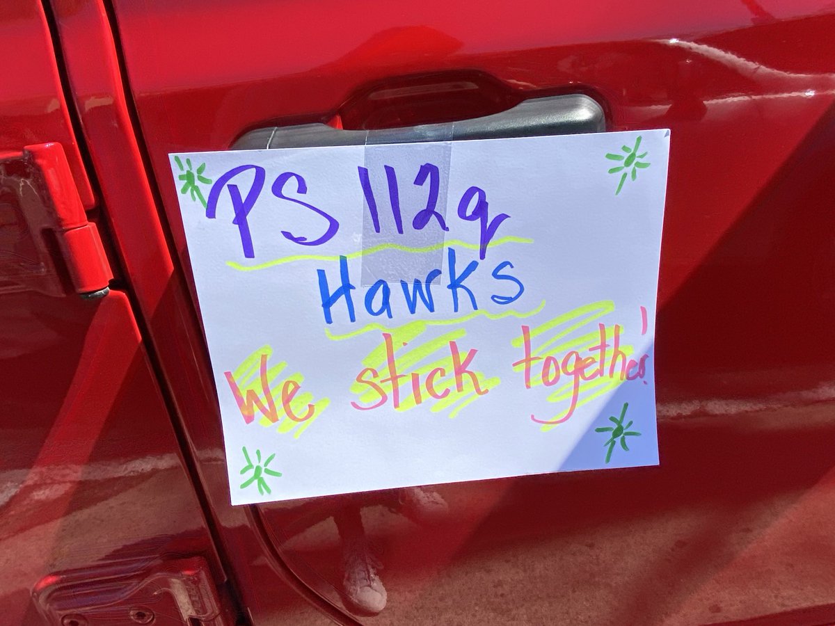 MsCimino112's tweet photo. Today was a good day. Missing some, but they were with us in spirit. This is family. #ps112hawks #hawkfamily #weshowupforeachother #socialdistancingwithlove #familyreunion @Ps112Q https://t.co/FXRjDIeiHd