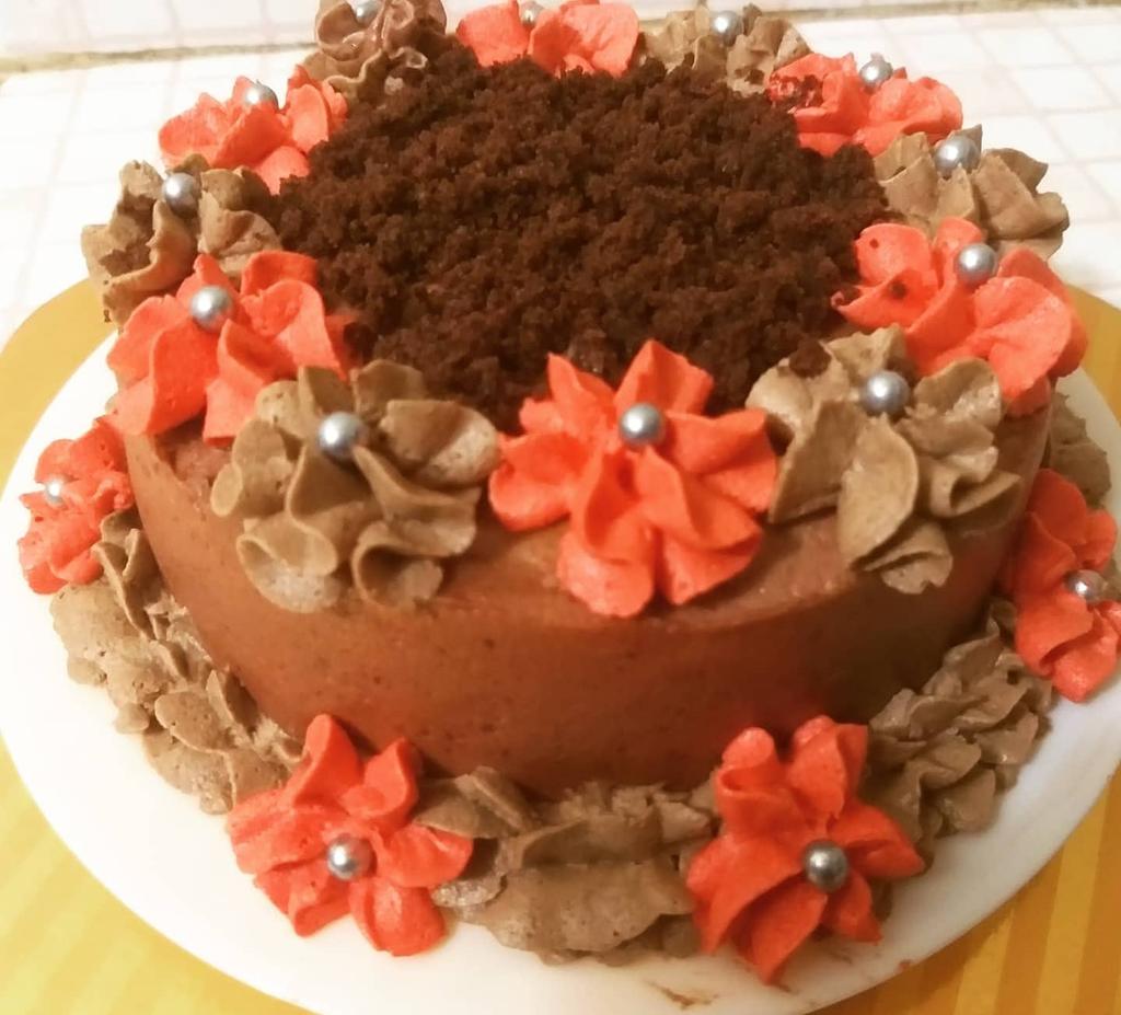 CakeDellys's tweet photo. Para el próximo domingo no te quedes sin obsequiar un dulce detalle para el ser más importante,  tenemos ricas minicake especiales para el día de las madres https://t.co/rO9vBb1HvK