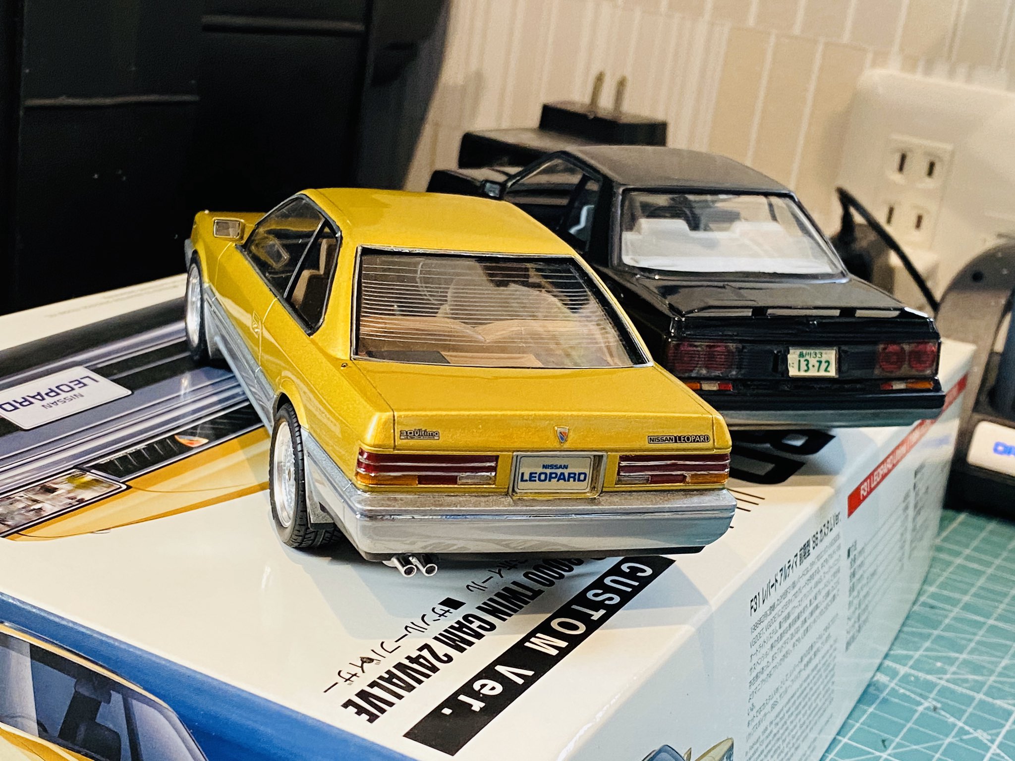 プラモの時間 制作動画 Aoshima Nissan F31 Leopard Ultima 前期 Part3 クリア塗装 研ぎ出し 鏡面仕上げ 外装のマスキングと塗装 外装仕上げ T Co I7j5geva0l アオシマ F31レパード Aoshima F31leopard プラモデル T Co