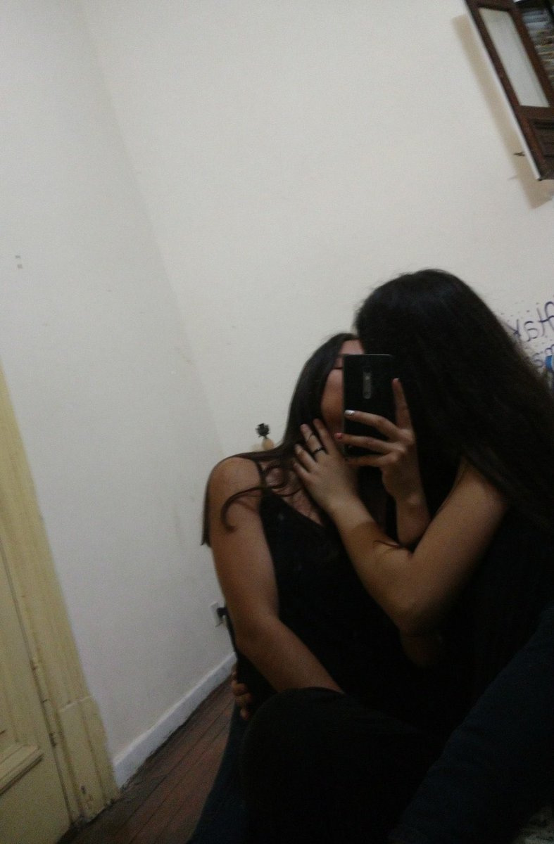 GIRLSONGIRLS (@glrlsonglrls) on Twitter photo 