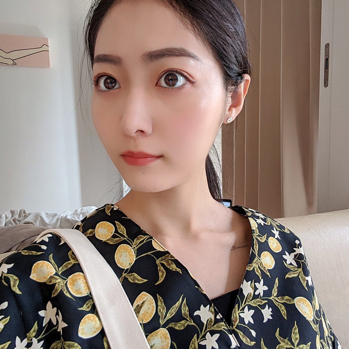 ハヤカワ五味 Zeeseaのアイシャドウ いただいたやつ 基本ギフティング系はインスタにしか載せないつもりなんだけど 発色が好きだったから載せちゃう