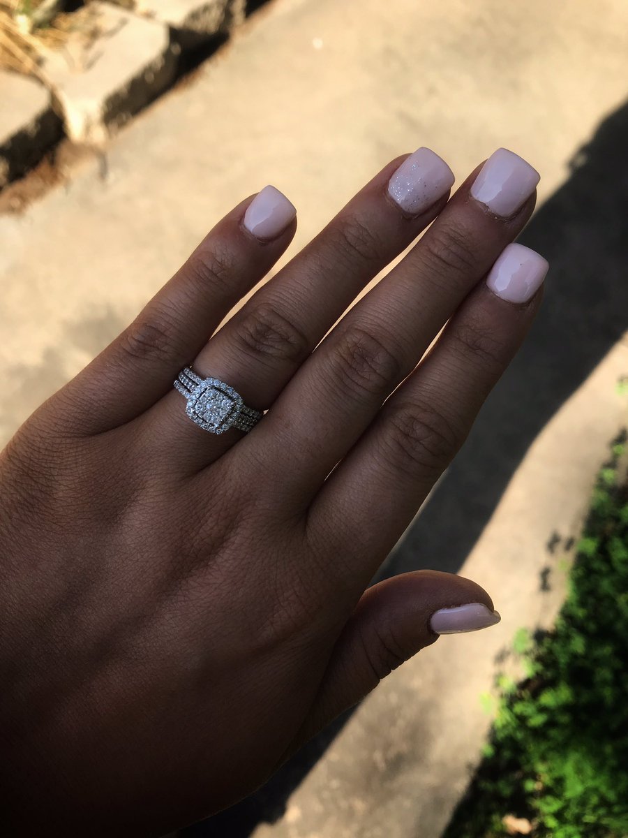 KinseyChae's tweet photo. The sweetest surprise ❤️ 
I cannot wait to be your wife! https://t.co/6D8KX2me8m
