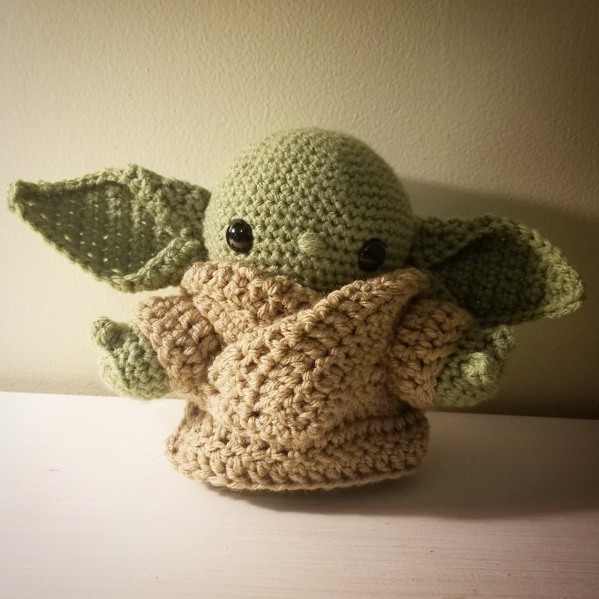 Dyzired's tweet photo. Just finished this super cute baby yoda amigurumi for a coworker of mine, and I'm a bit obsessed with him ❤🥰 https://t.co/8zn9MAZknj