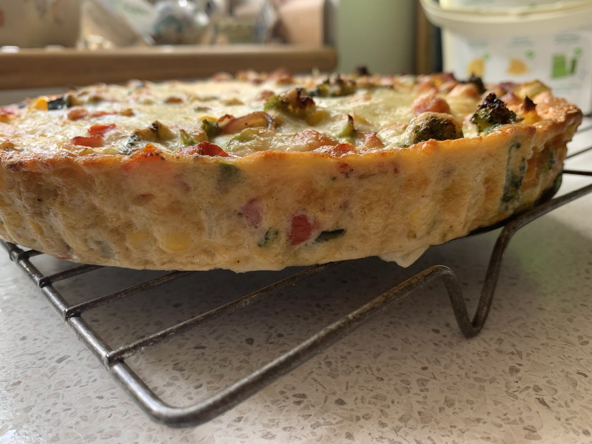 djmelbau's tweet photo. First time attempt at making a gluten-free, lactose-free crustless quiche.. think it turned out ok but the proof is always in the tasting #glutenfree #lactosefree #sundaycooking #quiche #crustlessquiche #RecipeOfTheDay #vegetables #egg #tapiocaflour #bacon #cheese https://t.co/ChVzBqTPZX