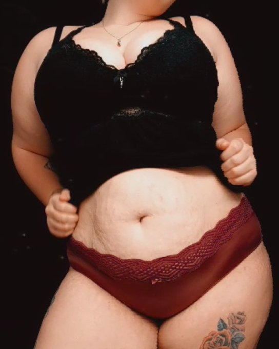 New photos up on my Onlyfans and Chaturbate! Go check them out babe! ❤️❤️❤️❤️❤️❤️❤️❤️❤️❤️ Link in bio