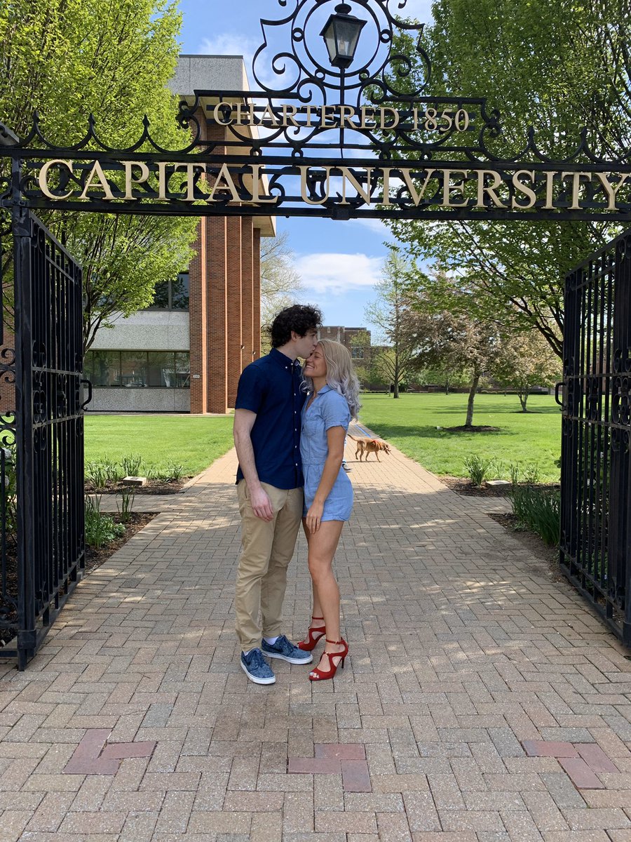 sam_schooley's tweet photo. Graduation Day 🎓 https://t.co/ngtBrVIVNm