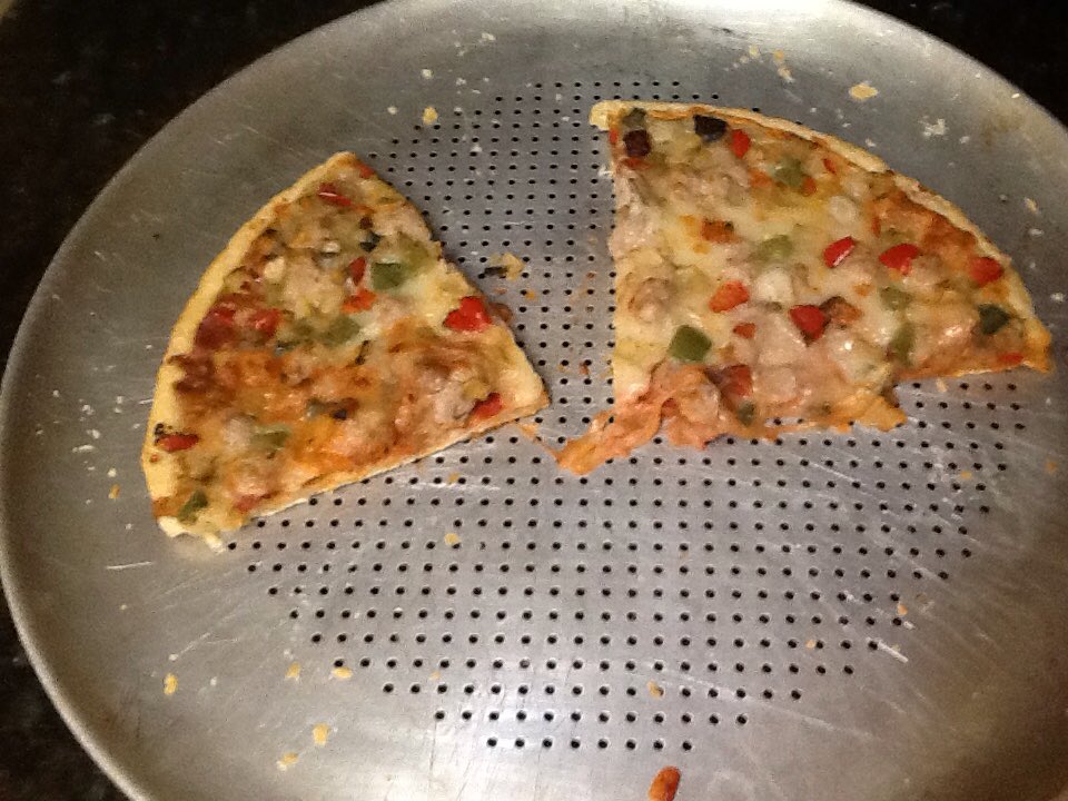 emptyplateadv's tweet photo. #QuarantineLife #QuarantineDining #QuarantineCafe #QuarantineKitchen #ShutInDining @homeruninn https://t.co/vPn3qwNap8