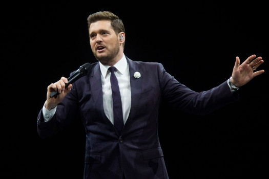 TMurphyTime's tweet photo. @yookiemusic Bubble bass      

 ...Bublé Bass https://t.co/3J594zMKnM