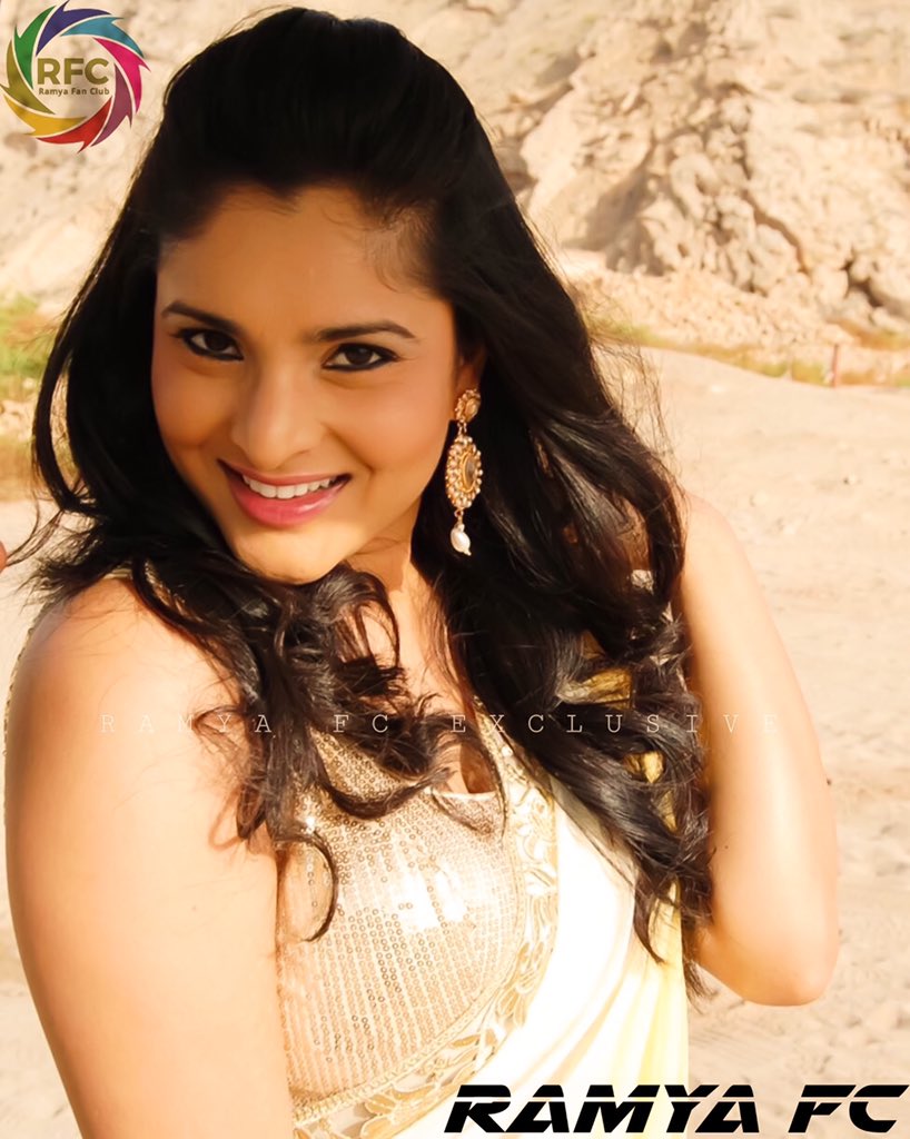 𝐑𝐚𝐦𝐲𝐚| 𝐃𝐢𝐯𝐲𝐚 𝐒𝐩𝐚𝐧𝐝𝐚𝐧𝐚 𝐅𝐂 على X: Happy Sunday Dear All!  Here is an exclusive pic of our gorgeous heartthrob @divyaspandana 🔥  sandalwoodqueenramya ramya divyaspandana ramyafc sandalwoodqueen  ramyafcexclusive t.co ...