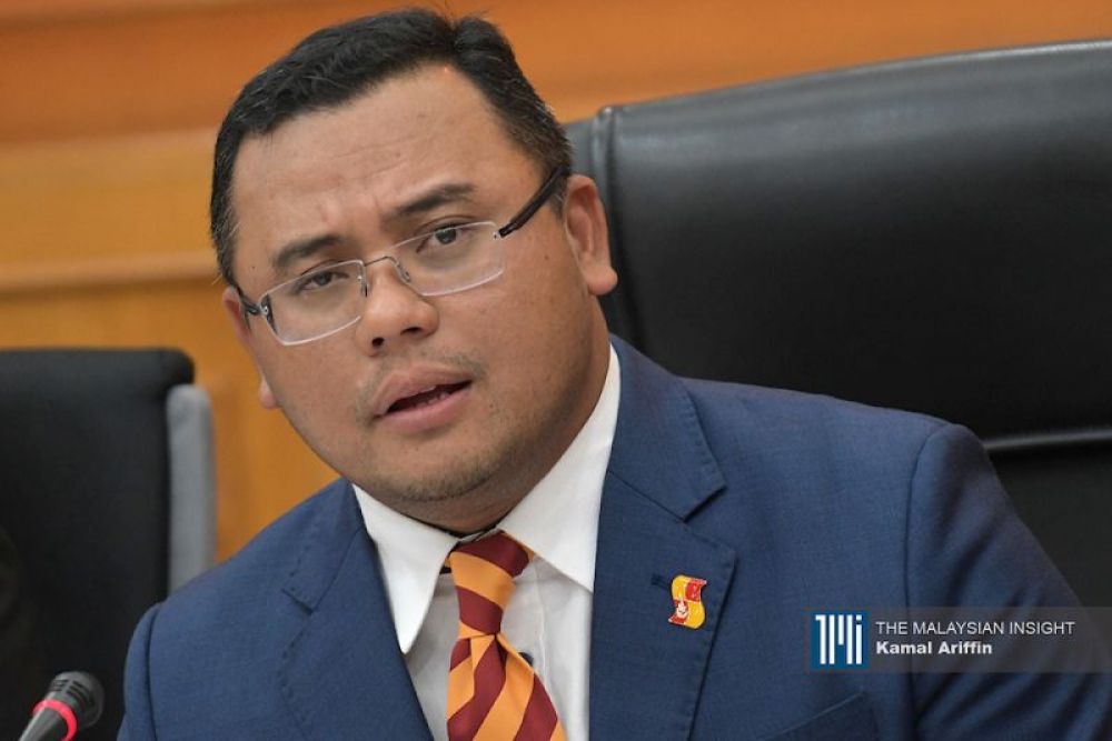 msianinsight's tweet photo. Selangor hadkan jumlah industri yang dibenarkan beroperasi esok https://t.co/oEYuvCFX0K https://t.co/2qIwAmi2Lp