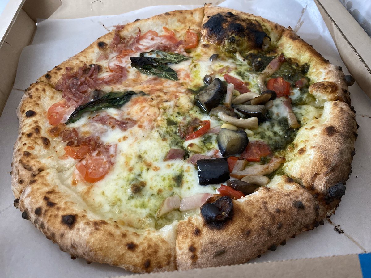 地域活性化 マルデナポリさんのテイクアウトピザ 相変わらずのボリューム 美味しかったー ご馳走さまでした マルデナポリ 大泉学園駅でテイクアウトできる店 テイクアウト エール飯大泉 買って支援 食べて支援