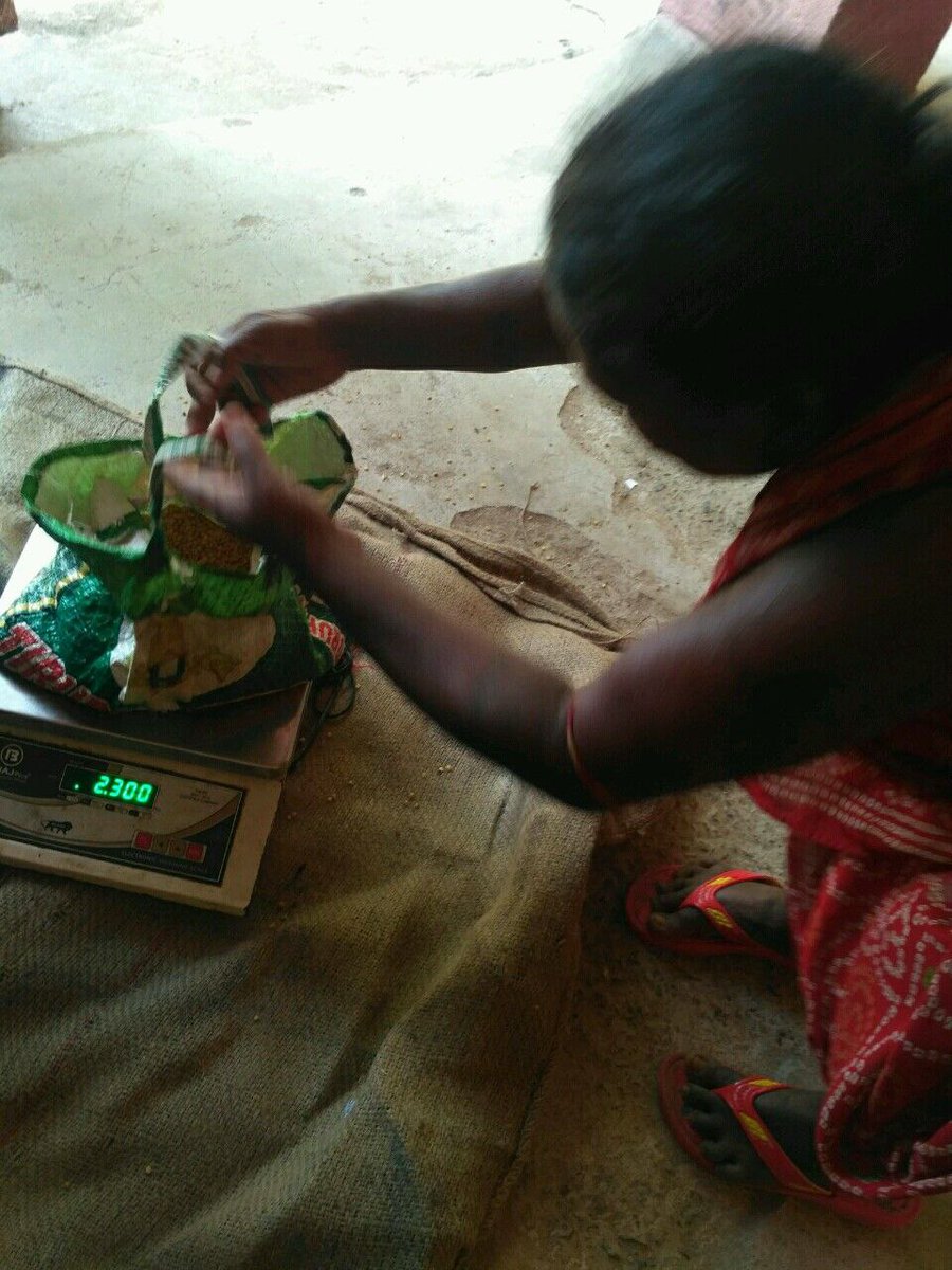 rajaaswain's tweet photo. Distribution of free Arhar Dal to PDS beneficiary families for 3 months started in Subarnapur district today. #COVID19 #OdishaFightsCorona
@CMO_Odisha @Food_Odisha https://t.co/Lebpb8C9FD