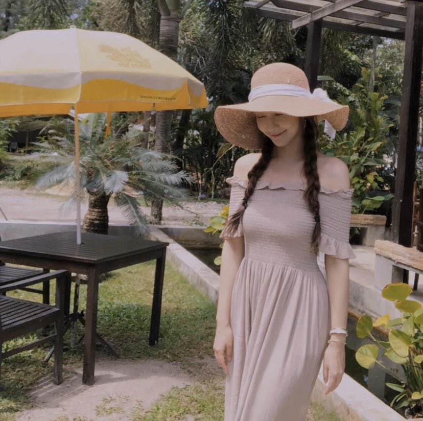 alwayskdrama's tweet photo. she’s an angel 👼🏻🤍🌿 https://t.co/0u1bvCxq0O