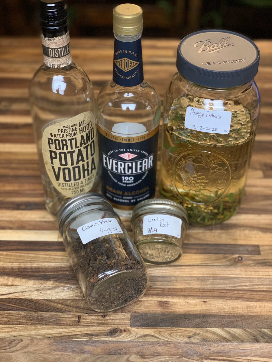 seandwigans's tweet photo. Starting my first amaro with @EastsideDistill and homegrown sage, thyme and mint #diyamaro #cocktailathome #homeinfusions https://t.co/hCkVslLOdk