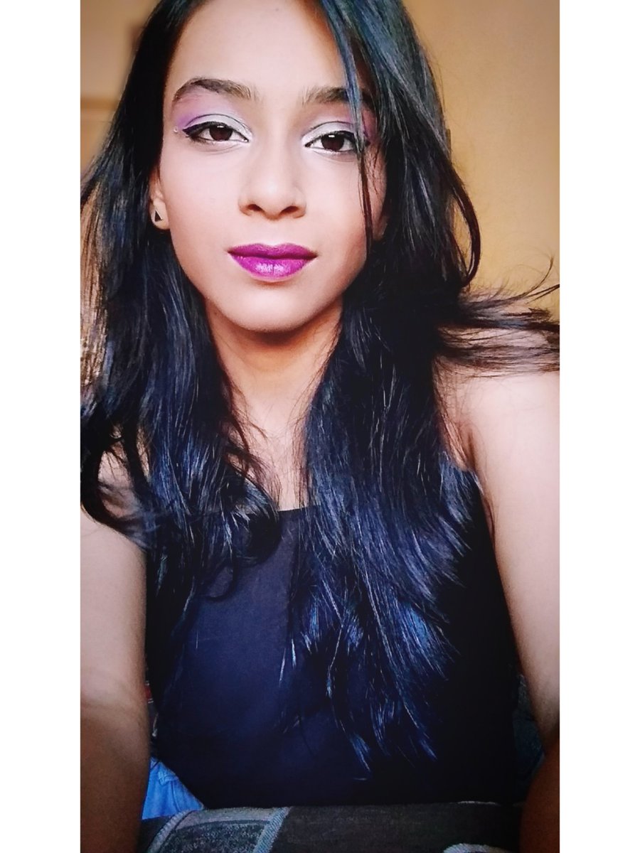 jeetikakiran's tweet photo. Week-over, make-over!๐ #weekendblend
#makeup #look #eyemakeup #ombre #shades #QuarantineLife https://t.co/BAdGorvh2U