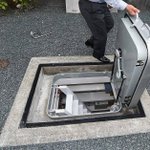 狭い土地でも作れる避難用シェルター。お値段300万円(工事費別)で設置可能。