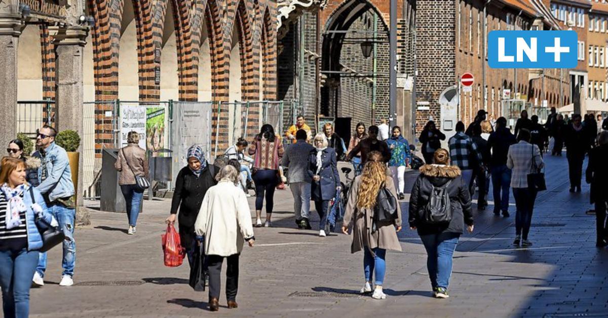 Die #Landesregierung in #Kiel hat die 800-Quadratmeter-Grenze für Verkaufsflächen gekippt. Vor allem FDP-Wirtschaftsminister Bernd Buchholz (<a href="/Wirtschaftsland/">WiMi.SH</a>) hatte sich dafür starkgemacht. ln-online.de/Nachrichten/No…