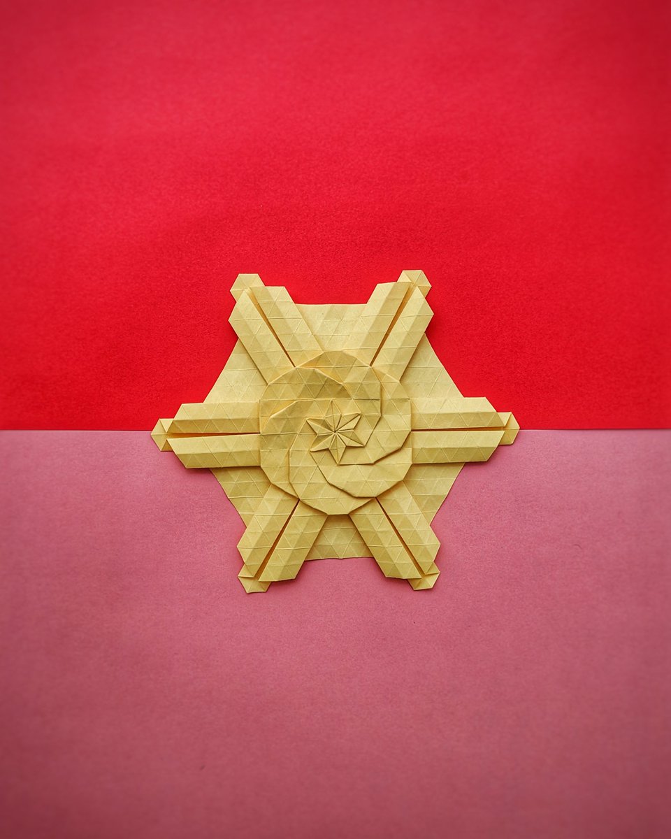 shakefororigami's tweet photo. Origami Tessillation Camellia design by @yureikoart it's a simple and quite easy.
#origamipapercraft #paperfolding #paper #papercrafts #papercrafting #papercraft #origamitessellation
#tessellationorigami #lydiadiary #diyorigami #origamivideos #origamiart #modularorigami https://t.co/35Z5vqilNl