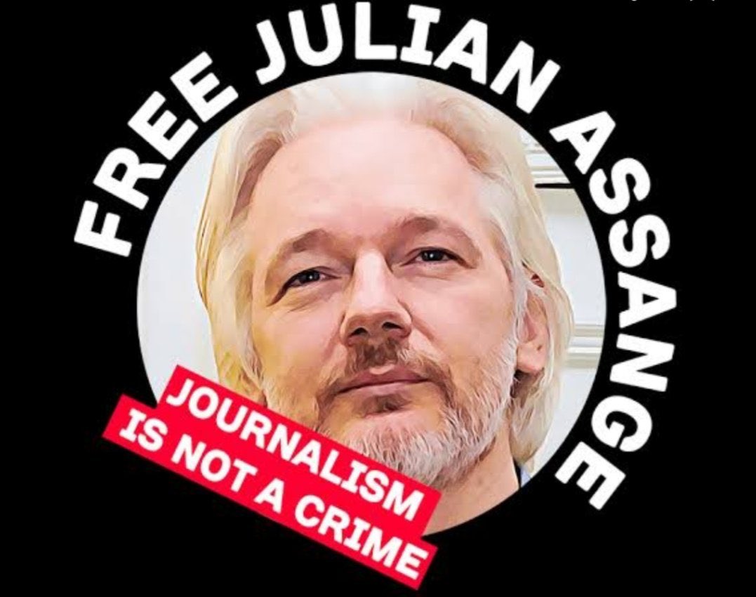 @SecPompeo Do The Right Thing. #DemocracyNotHypocricy 
#FreeJulianAssange 
#ActionNotWords 
#AG Barr #UKPrison 
#Journalist #WikiLeaks 
#HERO GUILTY FOR EXPOSING @HillaryClinton #CORRUPTION