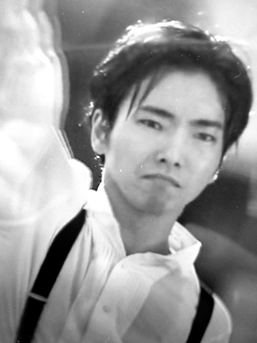 しょう 佑くんの芝居してる姿はやっぱりカッコいい ドラマの中の芝居だけど迫力あった 1枚めはお兄ちゃんにお礼してるところで 2枚めが芝居の中のキスシーン 泣きそうになった それくらい引き込まれた 良い役者さんだなっ 柄本佑 若者たち14 しょう 佑くんの芝居してる姿はやっぱりカッコいい ドラマの中の芝居だけど迫力あった 1枚めはお兄ちゃんにお礼してるところで 2枚めが芝居の中のキスシーン 泣きそうになった それくらい引き込まれた 良い役者さんだなっ 柄本佑 若者たち14