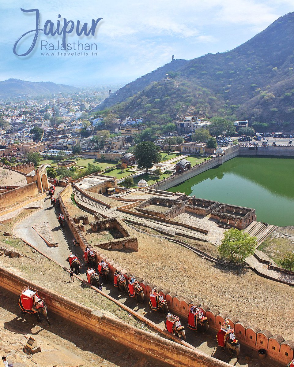 #aamerfort #amer #amerfort #amerfortjaipur #jaipur #pinkcityjaipur #pinkcity #fort #amerfort #jaipurdiaries #jaipurphotography #jaipurcity #bajiraomastani #jodhaakbar #rajasthantour #rajasthantourism_official #travelclix #travel #traveller #photography #click #picture #instapic