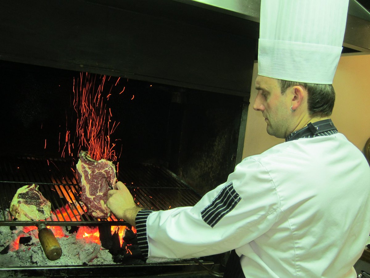 Baztan_Bidasoa's tweet photo. #plan virtual #escapada @Baztan_Bidasoa #ruta a #caballo. Comida en #Asador #Ordoki y #paseo #Palacio #Ursua 
Gaurkoan zaldi gainean egiteko plana👌 Zorionak amatxo guziei! Hau opari ederra izan daiteke ahal denean oparitzeko😉
👇
https://t.co/diQj1g30mW https://t.co/zApziTjqhg