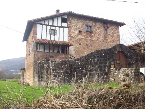 Baztan_Bidasoa's tweet photo. #plan virtual #escapada @Baztan_Bidasoa #ruta a #caballo. Comida en #Asador #Ordoki y #paseo #Palacio #Ursua 
Gaurkoan zaldi gainean egiteko plana👌 Zorionak amatxo guziei! Hau opari ederra izan daiteke ahal denean oparitzeko😉
👇
https://t.co/diQj1g30mW https://t.co/zApziTjqhg