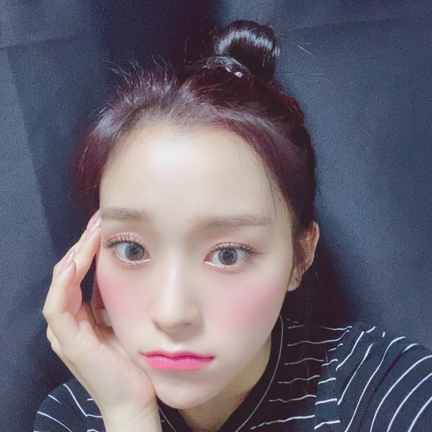 GahyunPress's tweet photo. 200503  -  Gahyeon post on DC App #드림캐쳐 #가현 https://t.co/aXO4nky6Co