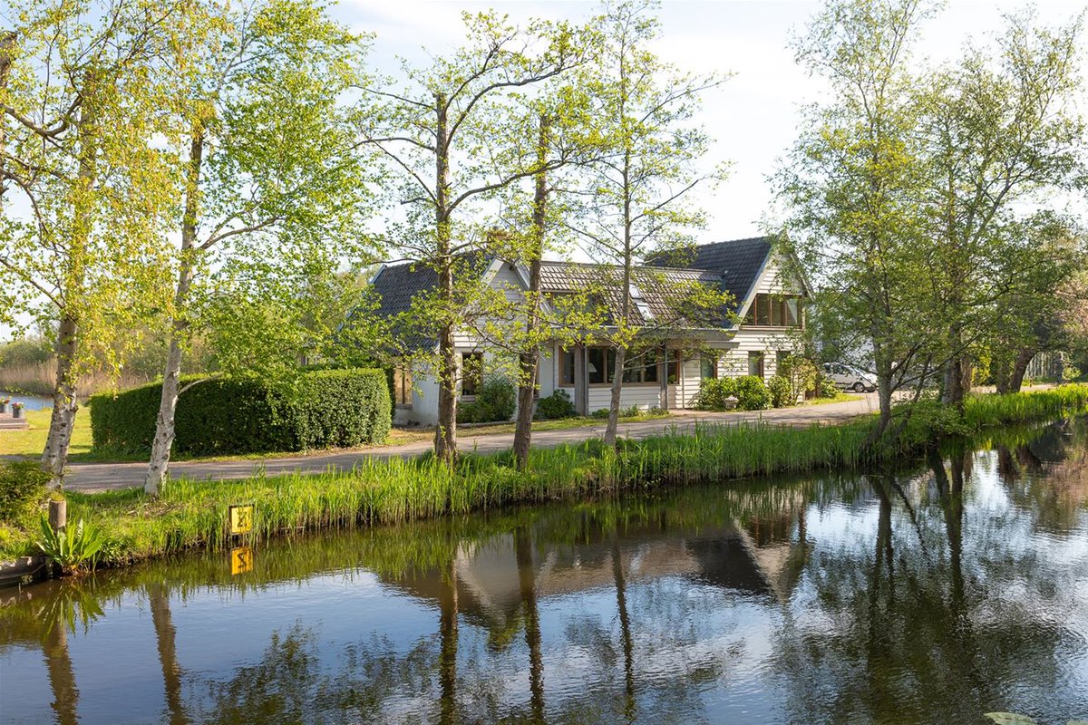 Te koop: Ankeveensepad 11, Nederhorst den Berg: € 1.350.000 k.k. - 288 m2 oppervlak - 6 kamers dlvr.it/RVvt67