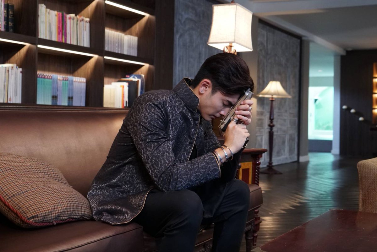 yes_iamfufu's tweet photo. คิดอะไรอยู่นะ #ฟากฟ้าคีรีดาวep15 https://t.co/SndZ41TlvH